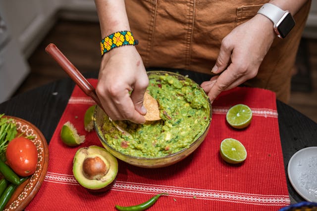 Simple Guacamole Recipe for Any Time